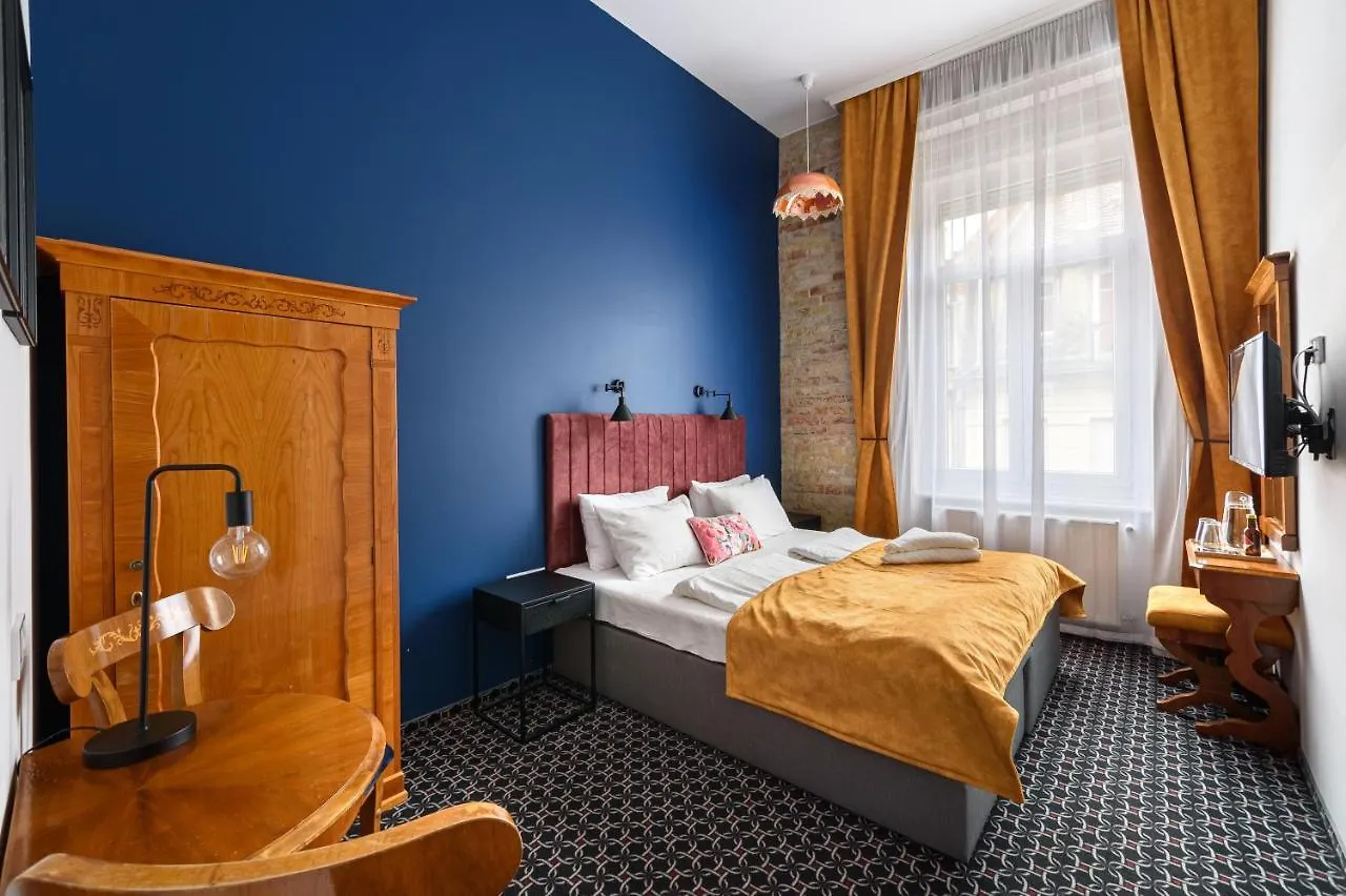 Giselle Vintage Doubles - Adults Only Hotel Budapest