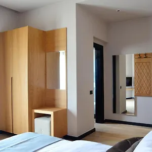 *** Hotel N'peze Albanië