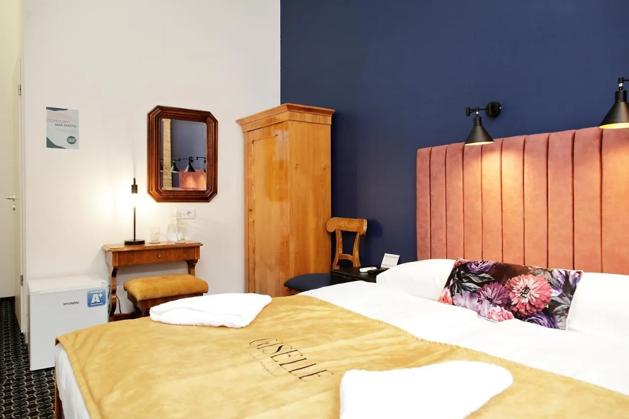 Giselle Vintage Doubles - Adults Only Hotel Budapest
