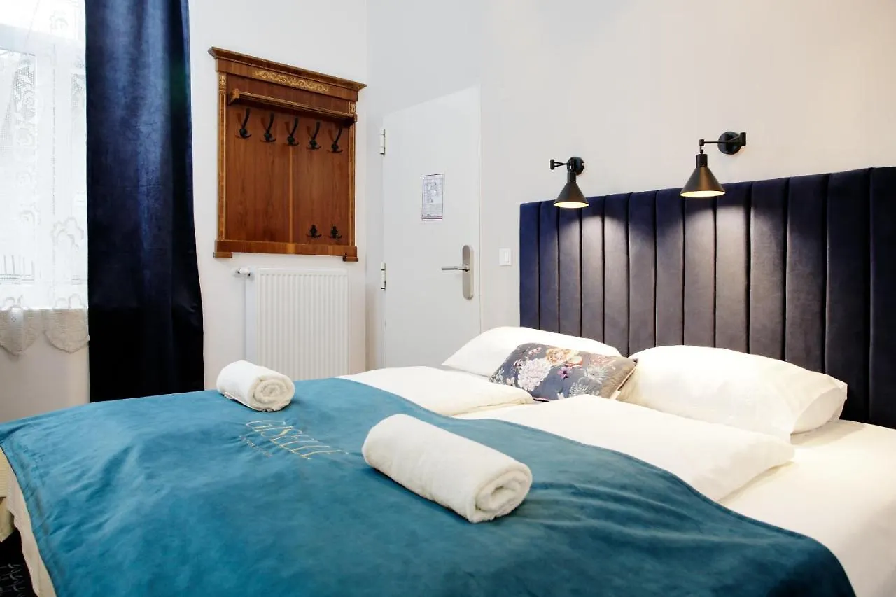 Giselle Vintage Doubles - Adults Only Hotel Budapest